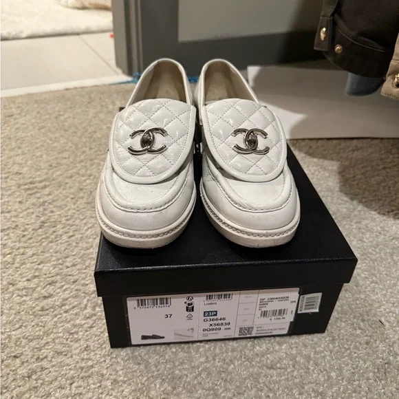 CHANEL シルバーローファーjil sander balenciaga CHANEL シルバーローファーjil sander balenciaga